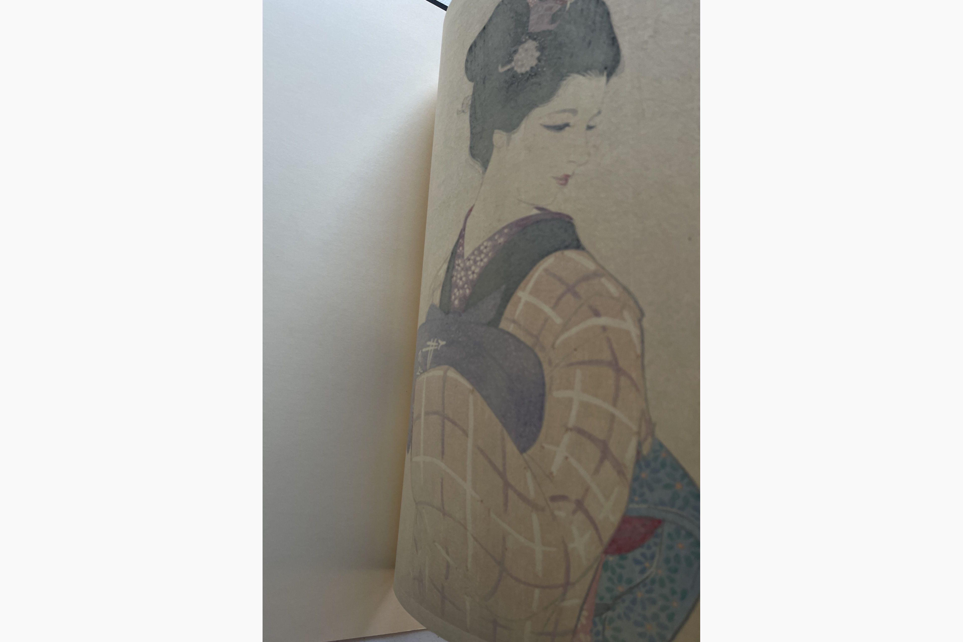 Woodblock print - Sentaro Iwata - Beauty with Hair Ornament